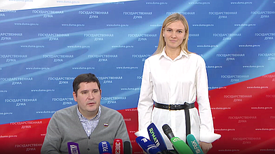 Пресс-подход представителей фракции «Единая Россия»