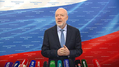 Пресс-подход представителей фракции "Единая Россия"