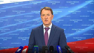 Пресс-подход заместителя Председателя Государственной Думы Алексея Гордеева (фракция «Единая Россия»)