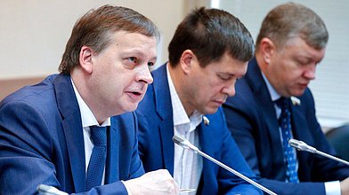 Круглый стол Комитета по экологии, природным ресурсам и охране окружающей среды на тему «О состоянии водных биологических ресурсов и среды их обитания»