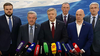 Пресс-подход представителей фракции «Единая Россия»