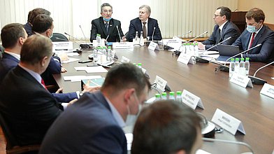Заседание Комитета по транспорту и строительству с участием профильного Министра Виталия Савельева