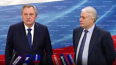 Пресс-подход Председателя Комитета по энергетике Павла Завального и Министра энергетики РФ Николая Шульгинова