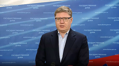 Пресс-подход заместителя руководителя фракции «Единая Россия» Андрея Исаева