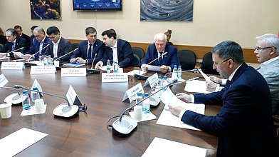 Заседание Комитета по экологии, природным ресурсам и охране окружающей среды