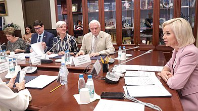 Заседание Комитета по просвещению