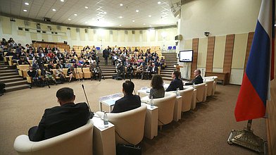 Круглый стол на тему «О ходе подготовки подзаконных актов, необходимых для эффективной реализации ФЗ «Об ответственном обращении с животными…»