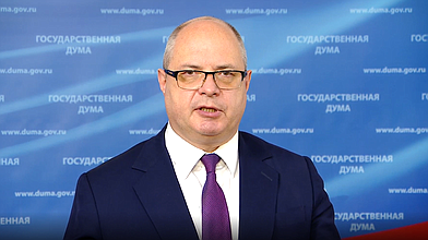Пресс-подход Председателя Комитета по вопросам собственности, земельным и имущественным отношениям Сергея Гаврилова