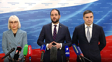 Пресс-подход представителей фракции «Единая Россия»