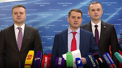 Пресс-подход представителей фракции ЛДПР