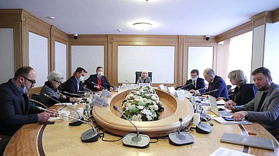 Круглый стол на тему: «О мерах государственной поддержки развития молочной отрасли в Российской Федерации»