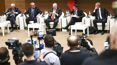 Круглый стол «Состояние и перспективы развития наноиндустрии в Российской Федерации»