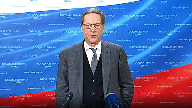 Пресс-подход Первого заместителя Председателя ГД Александра Жукова (фракция «Единая Россия»)