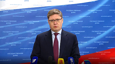 Пресс-подход Первого заместителя руководителя фракции «Единая Россия» Андрея Исаева