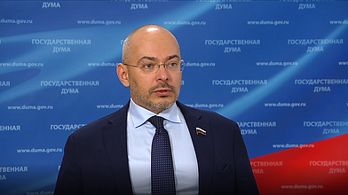 Пресс-подход Председателя Комитета по природным ресурсам, собственности и земельным отношениям Николая Николаева