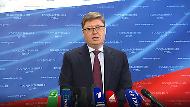 Пресс-подход Первого заместителя руководителя фракции «Единая Россия» Андрея Исаева