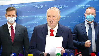 Пресс-подход представителей фракции ЛДПР