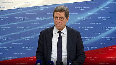 Пресс-подход Первого заместителя Председателя ГД Александра Жукова по итогам заседания Совета Государственной Думы