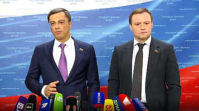 Пресс-подход представителей фракции «Единая Россия»