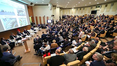 Парламентские слушания «Законодательные аспекты регулирования правоотношений отечественных товаропроизводителей и торговых сетей»