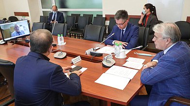 Круглый стол на тему «Законодательное обеспечение развития глубокой переработки угля и углехимии»