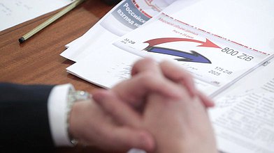 Расширенное заседание Комитета по информационной политике, информационным технологиям и связи с участием Министра цифрового развития, связи и массовых коммуникаций РФ Максута Шадаева