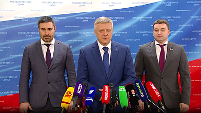 Пресс-подход представителей фракции «Единая Россия»