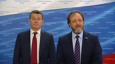 Пресс-подход представителей фракции "Справедливая Россия - За правду"