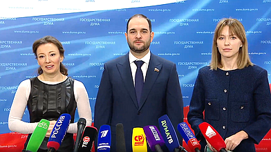 Пресс-подход представителей фракции «Единая Россия»