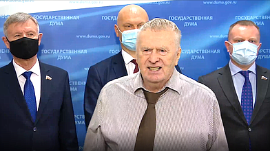 Пресс-подход руководителя фракции ЛДПР Владимира Жириновского