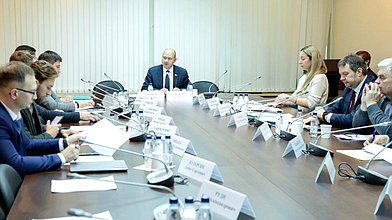 Круглый стол фракции «Новые люди» на тему «Законодательное обеспечение деятельности электронных досок объявлений (классифайдов): национальная информационная безопасность и развитие отрасли»