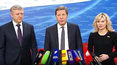 Пресс-подход представителей фракции «Единая Россия»