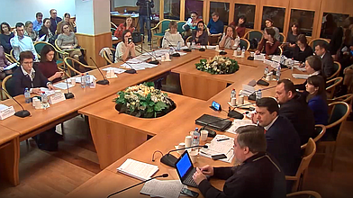 Круглый стол на тему «Защита прав семьи от ювенальных законопроектов о семейно-бытовом насилии, от дискриминации цифровыми технологиями в образовании, социальной сфере, здравоохранении»
