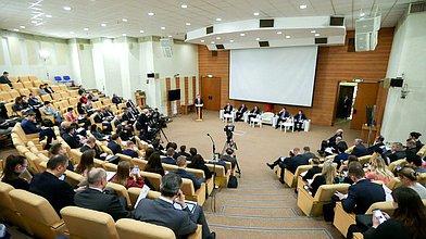 Круглый стол на тему «Угроза пропаганды и распространения наркотиков в интернете: чем грозит даркнет»