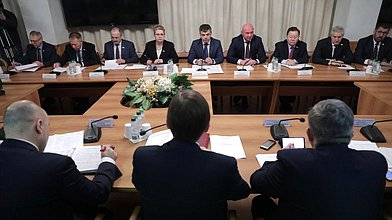 Заседание Комитета по охране здоровья о складывающейся санитарно-эпидемиологической обстановке в РФ в связи с коронавирусной инфекцией