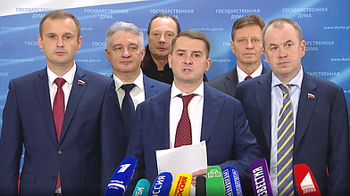 Пресс-подход представителей фракции ЛДПР