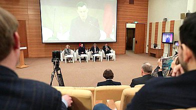 Круглый стол Комитета по малому и среднему предпринимательству на тему «Распространение обязательной маркировки товаров на новые отрасли производства»