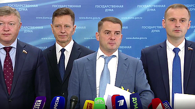 Пресс-подход представителей фракции ЛДПР