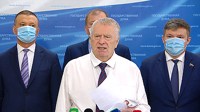 Пресс-подход руководителя фракции ЛДПР Владимира Жириновского