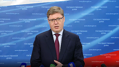 Пресс-подход Первого заместителя руководителя фракции «Единая Россия» Андрея Исаева по итогам Послания Президента