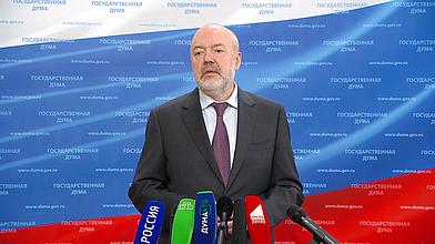 Пресс-подход Председателя Комитета по государственному строительству и законодательству Павла Крашенинникова