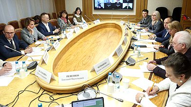 Круглый стол "Роль региональных и местных печатных СМИ в устойчивом развитии сельских территорий"