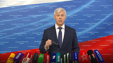 Пресс-подход представителя фракции "Справедливая Россия"