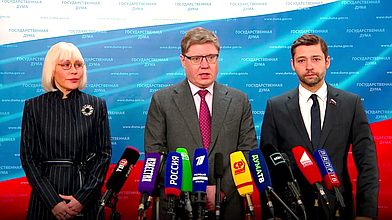 Пресс-подход представителей фракции «Единая Россия»