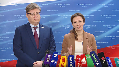 Пресс-подход представителей фракции «Единая Россия»