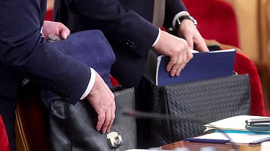 Заседание Комитета по экологии, природным ресурсам и охране окружающей среды