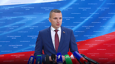 Пресс-подход члена Комитета по транспорту и строительству Александра Васильева, фракция «Единая Россия»