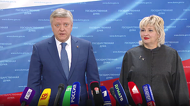 Пресс-подход представителей фракции «Единая Россия»