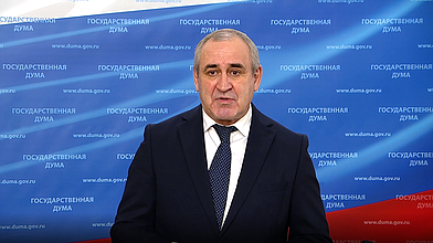 Пресс-подход руководителя фракции «Единая Россия» Сергея Неверова