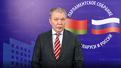 Пресс-подход Председателя Комитета по делам СНГ, евразийской интеграции и связям с соотечественниками Леонида Калашникова по итогам заседания Комиссий Парламентского Собрания Союза Беларуси и России